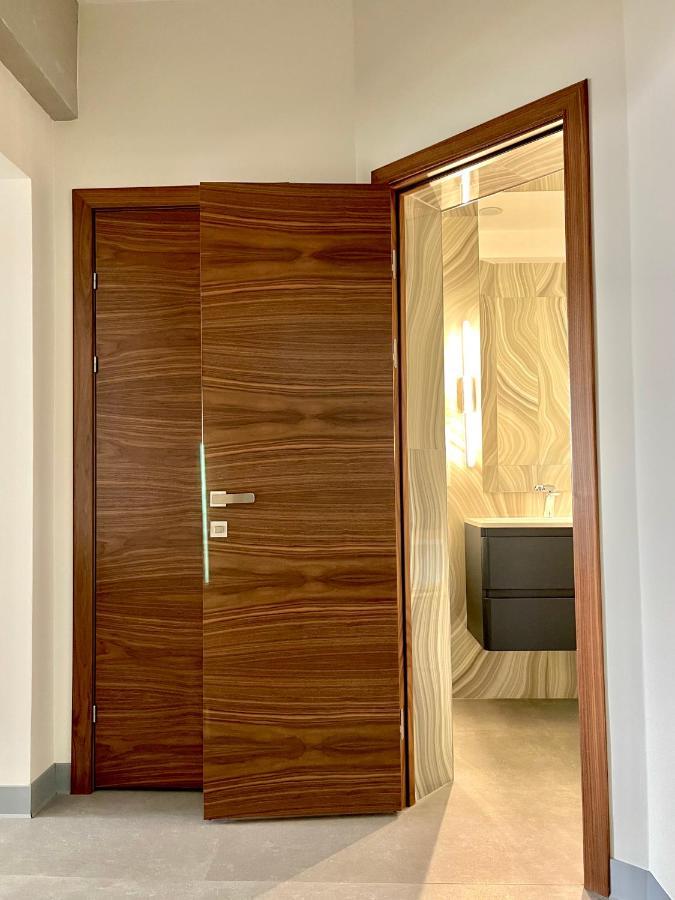 Logvinenko Apartment Bishkek Luaran gambar